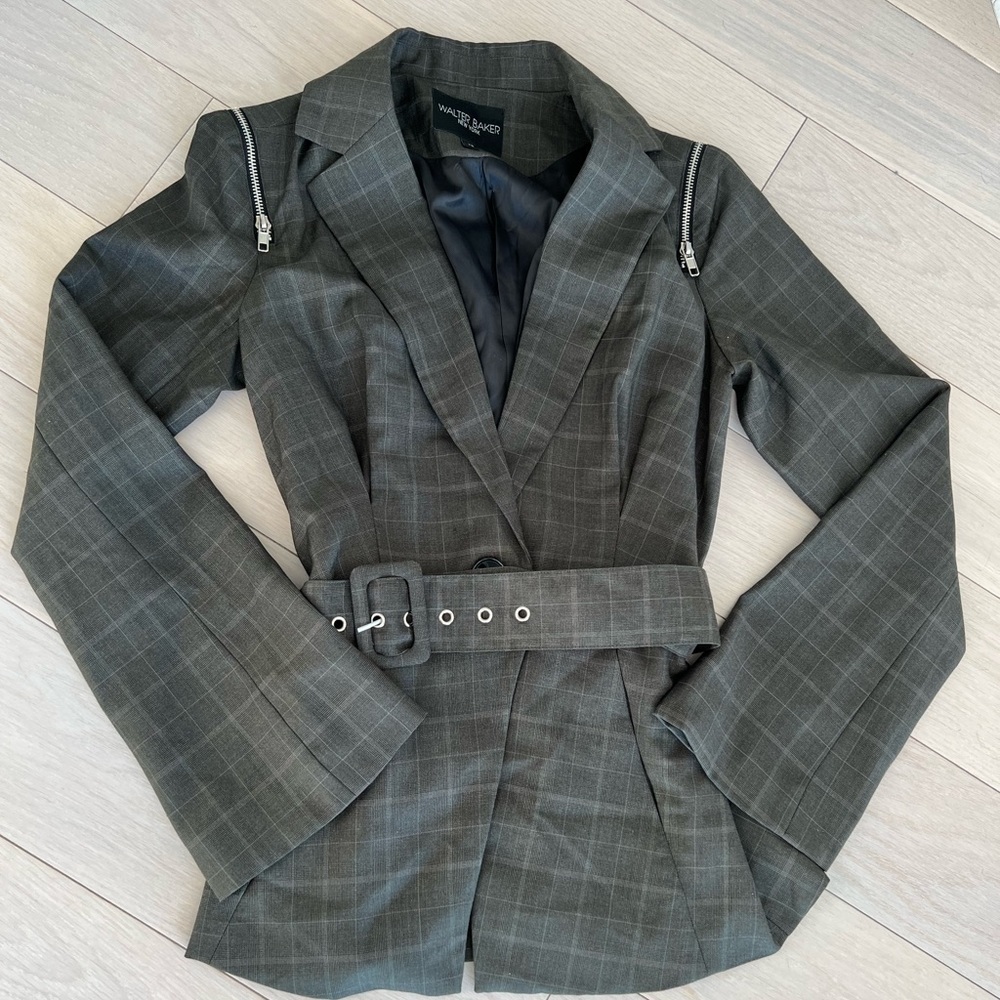 Walter Baker Plaid Zip in to Cold Shoulder XS